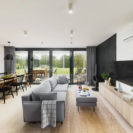 Kalwa House - Dom Nad Jeziorem Z Prywatnym Pomostem I Jacuzzi Oraz Sprzetem Wodnym Villa *