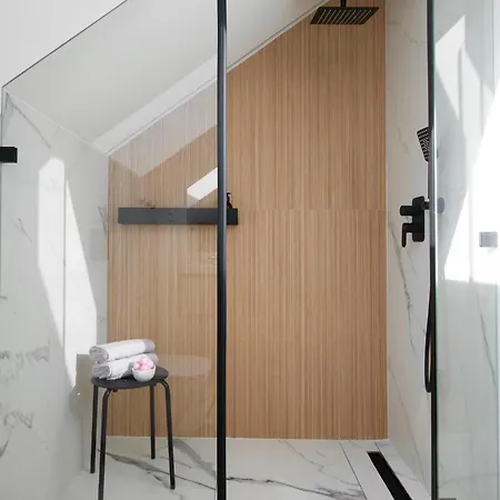 Kalwa House - Dom Nad Jeziorem Z Prywatnym Pomostem I Jacuzzi Oraz Sprzetem Wodnym *