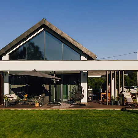 Villa Kalwa House - Dom Nad Jeziorem Z Prywatnym Pomostem I Jacuzzi Oraz Sprzetem Wodnym