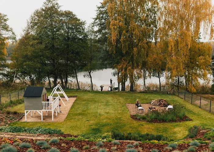 Kalwa House - Dom Nad Jeziorem Z Prywatnym Pomostem I Jacuzzi Oraz Sprzetem Wodnym Pasym